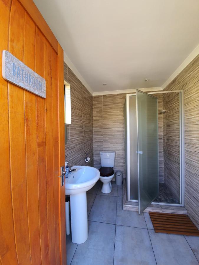 Хостел Lebo'S Soweto Backpackers Экстерьер фото